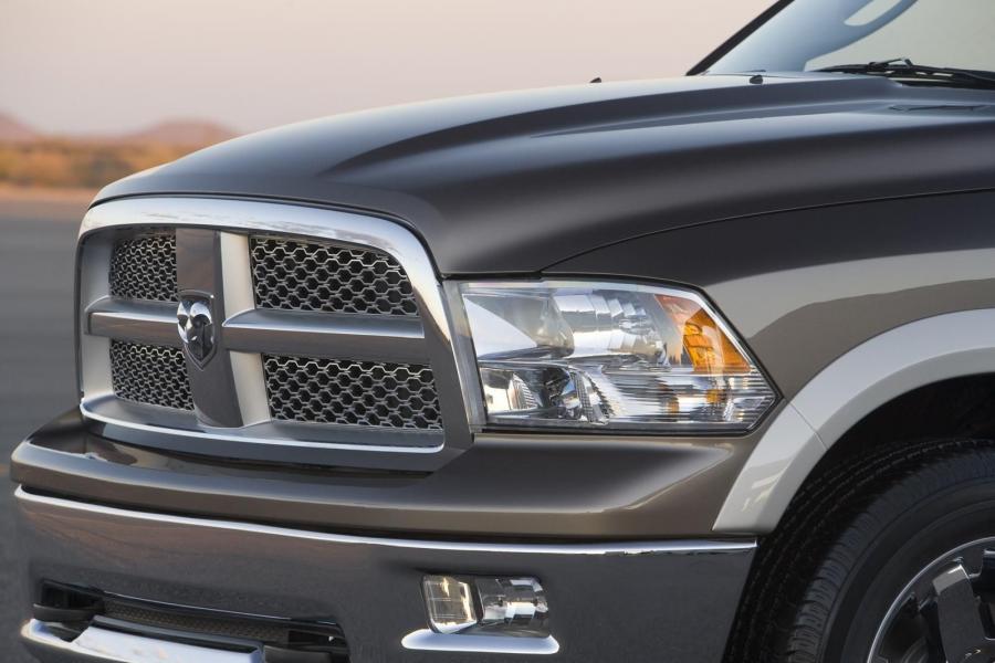  Dodge Ram 2009 года  (фото 39 из 162)